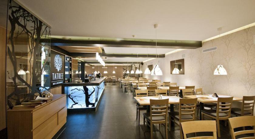 Terezia Tatry - Golf Apartment เวลคา ลอมนิตซา ภายนอก รูปภาพ