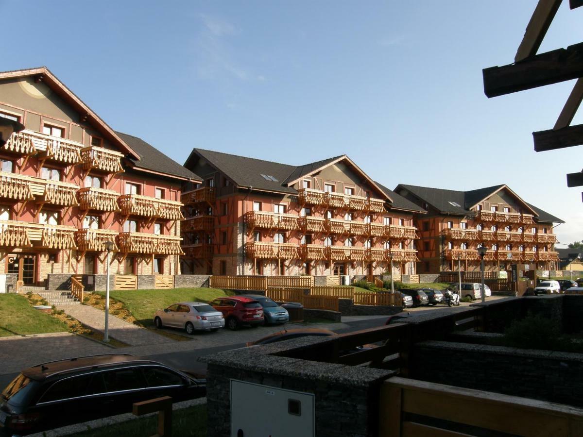 Terezia Tatry - Golf Apartment เวลคา ลอมนิตซา ภายนอก รูปภาพ